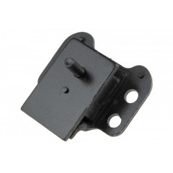 Felfüggesztés, motor ELSŐ NISSAN PATROL Y60 87-97 1122010J09