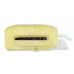 Ajtózár ELSŐ TOYOTA YARIS/YARIS VERSO 1999-2005 /JOBB/ 6911052010