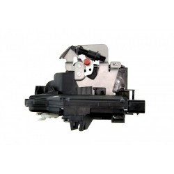 Ajtózár ELSŐ AUDI A4 -2004,A6 -2005 /BAL/ 4B1837015G