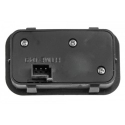 csomagtartó nyitó gomb MERCEDES C W205 2013-,CLS C218 2011-,C238 2016-,E KLASA W212 2009-,E KLASA W213 2016- 2208211479