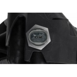 Olajhűtő, motorolaj AUDI A6/AVANT/S6/AVANT QUATTRO 2015-2018,Q5 2013-2017 03N115389R