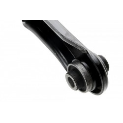 Lengőkar, kerékfelfüggesztés HÁTSÓ BAL MITSUBISHI CARISMA 95- MB809222