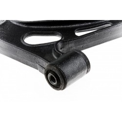 Lengőkar, kerékfelfüggesztés ALSÓ JOBB ELSŐ SUZUKI BALENO 1995- 2002 4520163G01