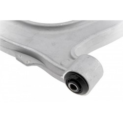 Lengőkar, kerékfelfüggesztés ALSÓ JOBB OPEL VECTRA C 02-, SIGNUM 03- 352052