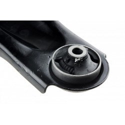 Lengőkar, kerékfelfüggesztés ELSŐ NISSAN JUKE F15 10- /ALSÓ BAL/ 545011KA0B