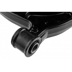 Lengőkar, kerékfelfüggesztés ELSŐ OPEL MOVANO 01-07, RENAULT MASTER 01-07, NISSAN INTERSTAR 03- /ALSÓ BAL/ 8200767822