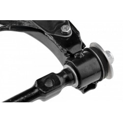 Lengőkar, kerékfelfüggesztés ELSŐ MITSUBISHI PAJERO II 90-04 ,PAJERO SPORT, L200 96-07 / JOBB/ MB831036