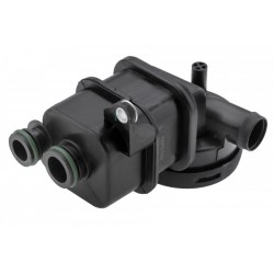 Olajleválasztó, forgattyúsház szellőztetés PORSCHE 911 3.4,3.6,3.8,3.8T 2009-/991.1/991.2/997.2/ 9A110704002