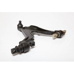 BAL ALSÓ KERESZTLENGŐKAR VOLVO V70 96-, OE: 272273 272273