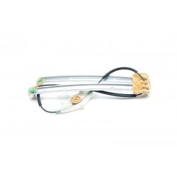 SZÉLVÉDŐ EMELŐ AUDI Q5 09-10 BAL ELSŐ 8R0837461 8R0837461