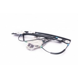 SZÉLVÉDŐ EMELŐ JOBB ELSŐ MERCEDES C W203 2037201646