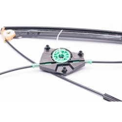 SZÉLVÉDŐ EMELŐ JOBB ELSŐ FIAT STILO 5D 46831654