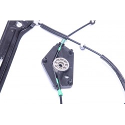 SZÉLVÉDŐ EMELŐ JOBB ELSŐ AUDI A5 (8TA F5A) 8T8837462