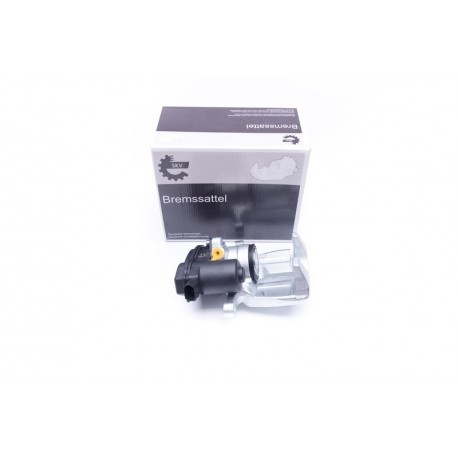 BAL HÁTSÓ FÉKNYEREG AUDI A4 A5 Q5 MOTORRAL 96SKV028 8K0615403B