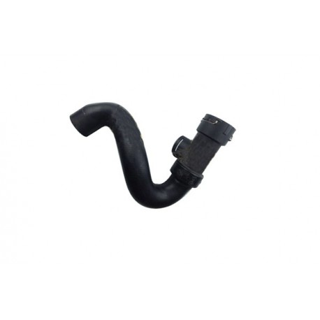 RADIÁTOR TÖMLŐ ALSÓ SZUPER VW PASSAT AUDI A4 A6 2.4 2.8 8D0121055T