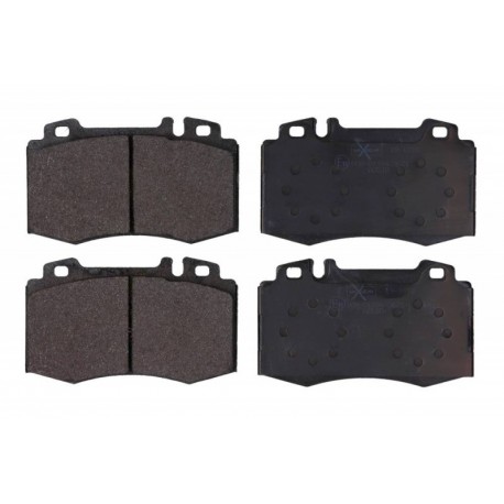 FÉKBETÉTEK MERCEDES ELÖL W211 320-500 CLS 02- 64203220