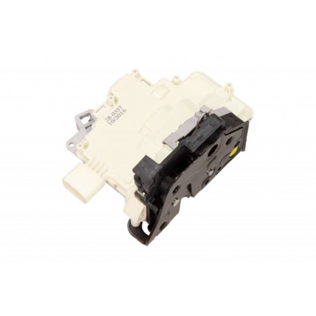 AJTÓZÁR VW BAL HÁTSÓ BAL PASSAT 05-10 TIGUAN 07- 3C4839015A