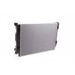 VÍZHŰTŐ AUDI A4 01-09 A6 02-05 8E0121251M