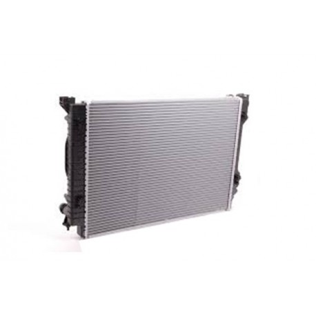 VÍZHŰTŐ AUDI A4 01-09 A6 02-05 8E0121251M