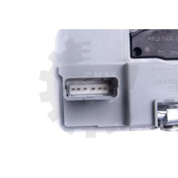 BAL ELSŐ AJTÓ ZÁR PEUGEOT 206 9135R9