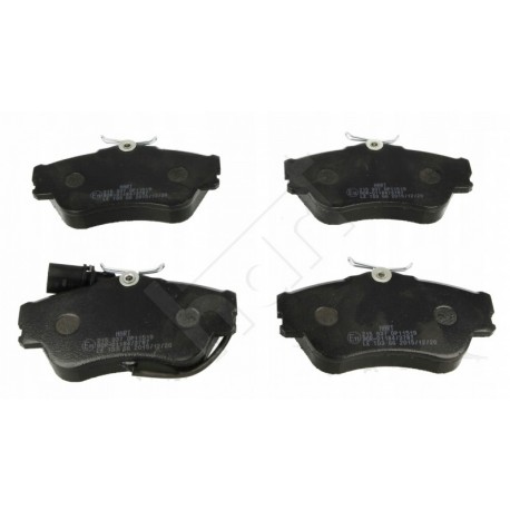 ELSŐ FÉKBETÉTEK T4 90-ES BUSZ /+ÉRZÉKELŐ/ 701698151D