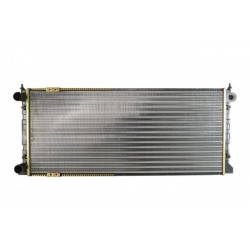 PASSAT 1.8 88-93 RADIÁTOR LÉGKONDICIONÁLÓVAL. 353121253AD