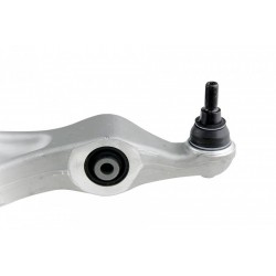 ELSŐ VEZÉRLŐKAR AUDI Q7 06- /BAL ALSÓ/ 7L8407151D