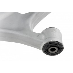 ELSŐ VEZÉRLŐKAR AUDI Q7 06- /BAL ALSÓ/ 7L8407151D