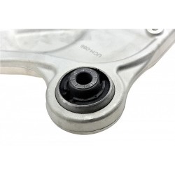 ELSŐ VEZÉRLŐKAR JEEP CHEROKEE 14-18 / BAL ALSÓ/ F2GC3A053AXF