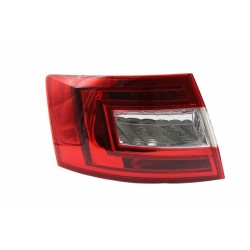 BAL HÁTSÓ LÁMPA OCTAVIA III 13-17 LED 5E5945111A