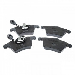 FÉKBETÉTEK ELÖL VW TOUAREG 2.5D-6.0 10.02-05.10 7L6698151B