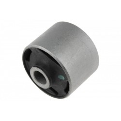 DIFFERENCIÁLMŰ RÖGZÍTŐ HÜVELY SUBARU FORESTER S12 07-, IMPREZA G12 07-, LEGACY B13/B14 03- /ELÖL/ 41310-AG020