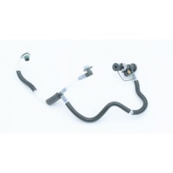 ÜZEMANYAGVEZETÉK MERCEDES 6120703232