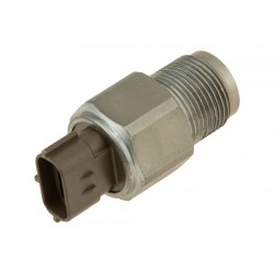 ÜZEMANYAGNYOMÁS-ÉRZÉKELŐ NISSAN NAVARA 2.5D 01-,PATHFINDER 2.5DCI 05-,CABSTAR 2.5DCI 8981197900