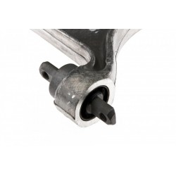 BAL ELSŐ ALSÓ VEZÉRLŐKAR VOLVO XC70 00-, 30635231