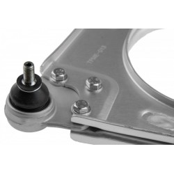 ELSŐ VEZÉRLŐKAR MERCEDES E W211 JOBB FELSŐ 2113304407