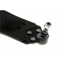 ELSŐ VEZÉRLŐKAR RENAULT TRAFIC 01-, OPEL VIVARO 01-, NISSAN PRIMASTAR 01- /JOBB/