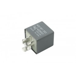 ÜZEMANYAGSZIVATTYÚ RELÉ KIVÁLÓ BENZ 4D0951253