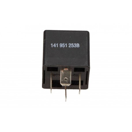 VW UNIVERZÁLIS RELÉ 332014134