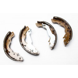 FÉKPOFÁK LANTRA J1 90.10-95.11 LANTRA J2 1.5I 1.6I 1.8I 2.0I 1.9D 95.11-00.09 COUPE RD 96.03- HÁTSÓ FÉKPOFÁK 5830528A00