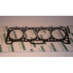 FEJTÖMÍTÉS MITSUBISHI COLTLANCER 1.5 8V 4G15 84-88 TÖMÍTÉSEK MD016163