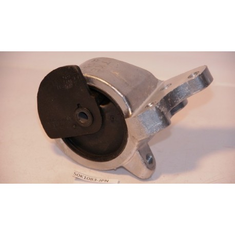 MOTORPÁRNA JOBB OLDALI PARAMÉTEREK: JOBBRA A TETEJÉN 112100M900