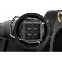 TERMOSZTÁT HÁZ RENAULT ESPACE III 2.0 96-00, LAGUNA I 1.8, 2.0 93-01, MEGANE I 2.0 97-03, MEGANE I 2.0 97-03 7700116078