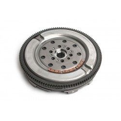 KUPLUNG SZETT KETTŐS TÖMEGŰ KERÉKKEL CAPTIVA II 2.2 CRDI / CRUZE 2.0CRDI / ORLANDO 2.0CRDI / KETTŐS TÖMEGŰ LENDKERÉKKEL EGYÜTT