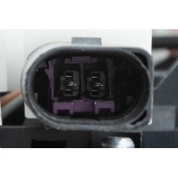 HÁTSÓ KÖZPONTI ZÁR MŰKÖDTETŐJE VW TOUAREG 2006-,TOURAN 2009-,PHAETON 2002-/BALRA/ 3D4839015K