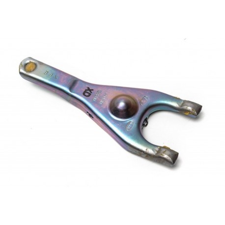 TENGELYKAPCSOLÓ LÁB CEED I II III VENGA I30 I II I40 4143023200