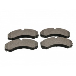 FÉKBETÉTEK IVECO DAILY 90 ELÖL/HÁTUL ÉRZÉKELŐ NÉLKÜL 2997702