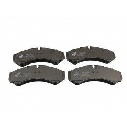 FÉKBETÉTEK IVECO DAILY 90 ELÖL/HÁTUL ÉRZÉKELŐ NÉLKÜL 2997702