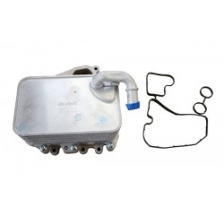 OLAJHŰTŐ AUDI A4,A6.A7,A8,Q5,Q7,V W TOUAREG 3.0 TDI (TÖMÍTÉSSEL) 059117021R