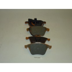 Fékbetét készlet, tárcsafék AUDI A4 04- Z CZUJ. 4E0698151F